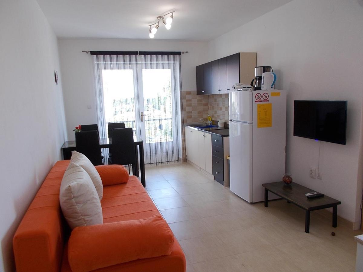 Apartment Oreskovic Krk Town Exterior photo